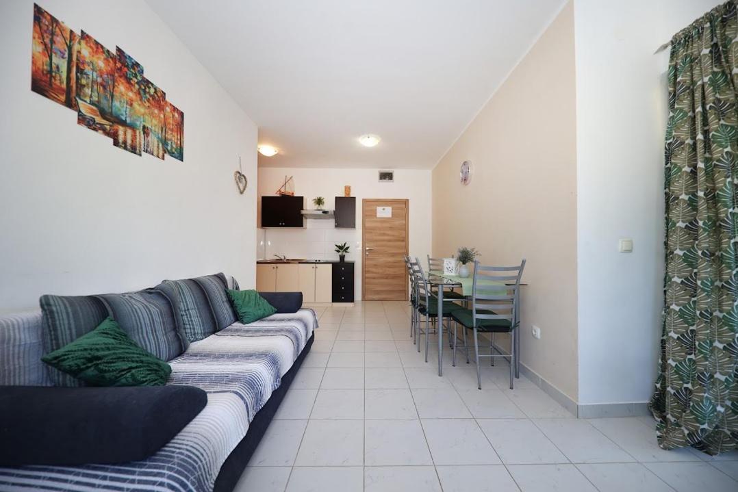 Apartments Kate มูร์แตร์ ภายนอก รูปภาพ