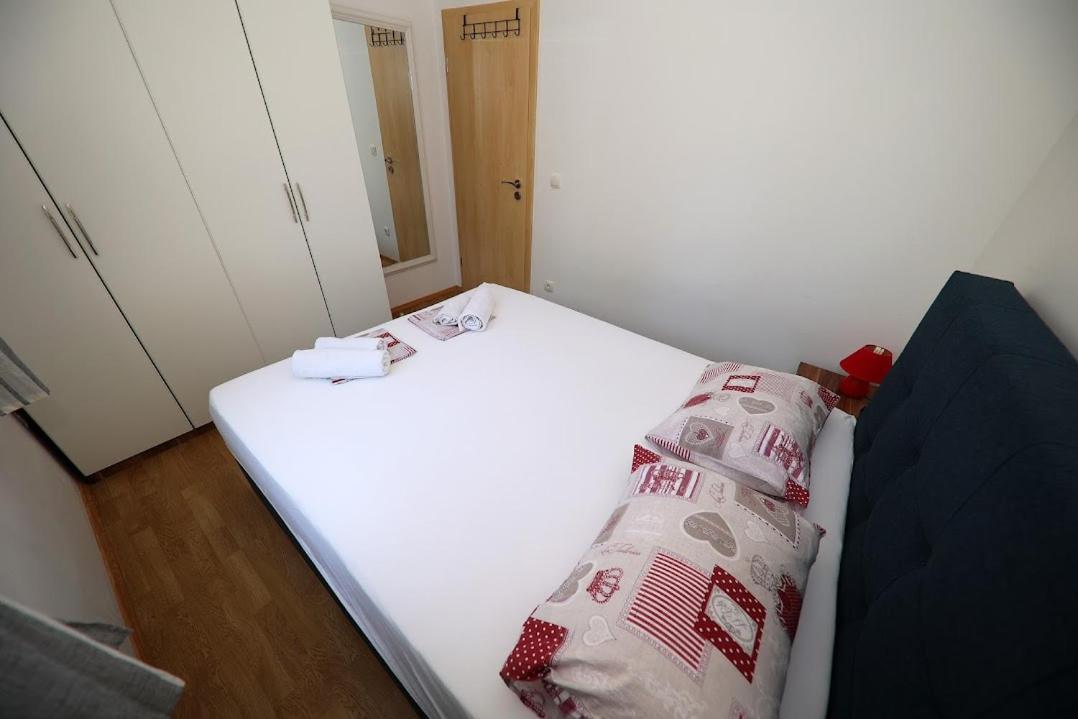 Apartments Kate มูร์แตร์ ภายนอก รูปภาพ